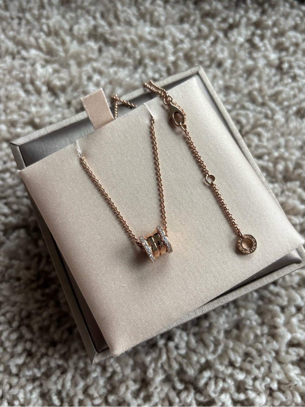 Bvlgari B.zero1 necklace in rose gold with pave diamonds
